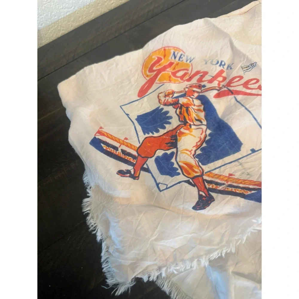 New York Yankees Baseball Graphic Scarf White Frayed Edge Vintage Style MLB